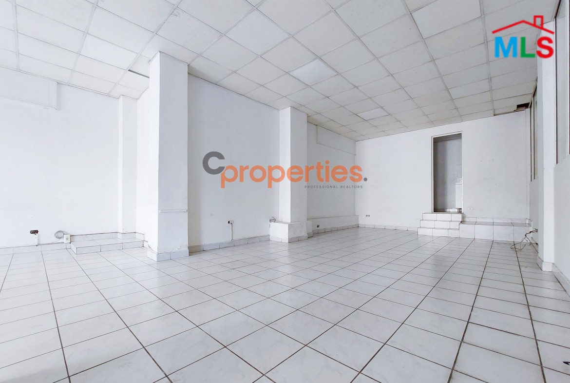 Shop/Warehouse for rent in Jdeideh CPSM148