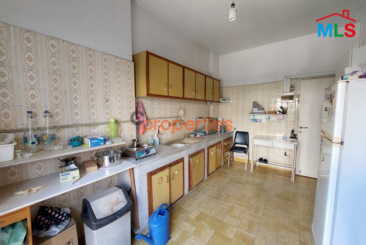 Office for rent in Zalka - Polyclinic Prime Location CPFY284 - مكتب للإيجار في منطقة الزلقا