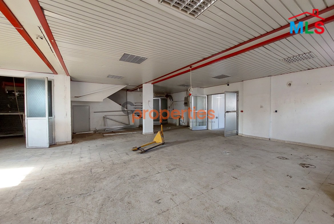 Space for rent in Baouchriyeh CPSM176