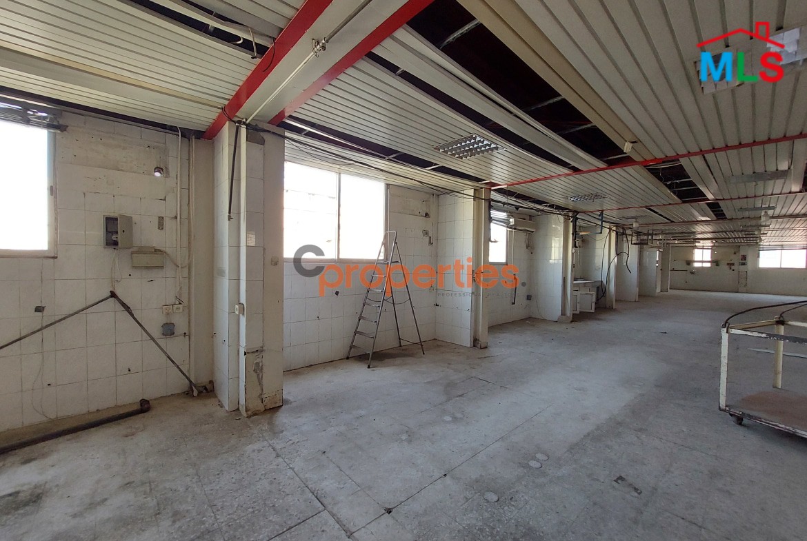 Space for rent in Baouchriyeh CPSM176