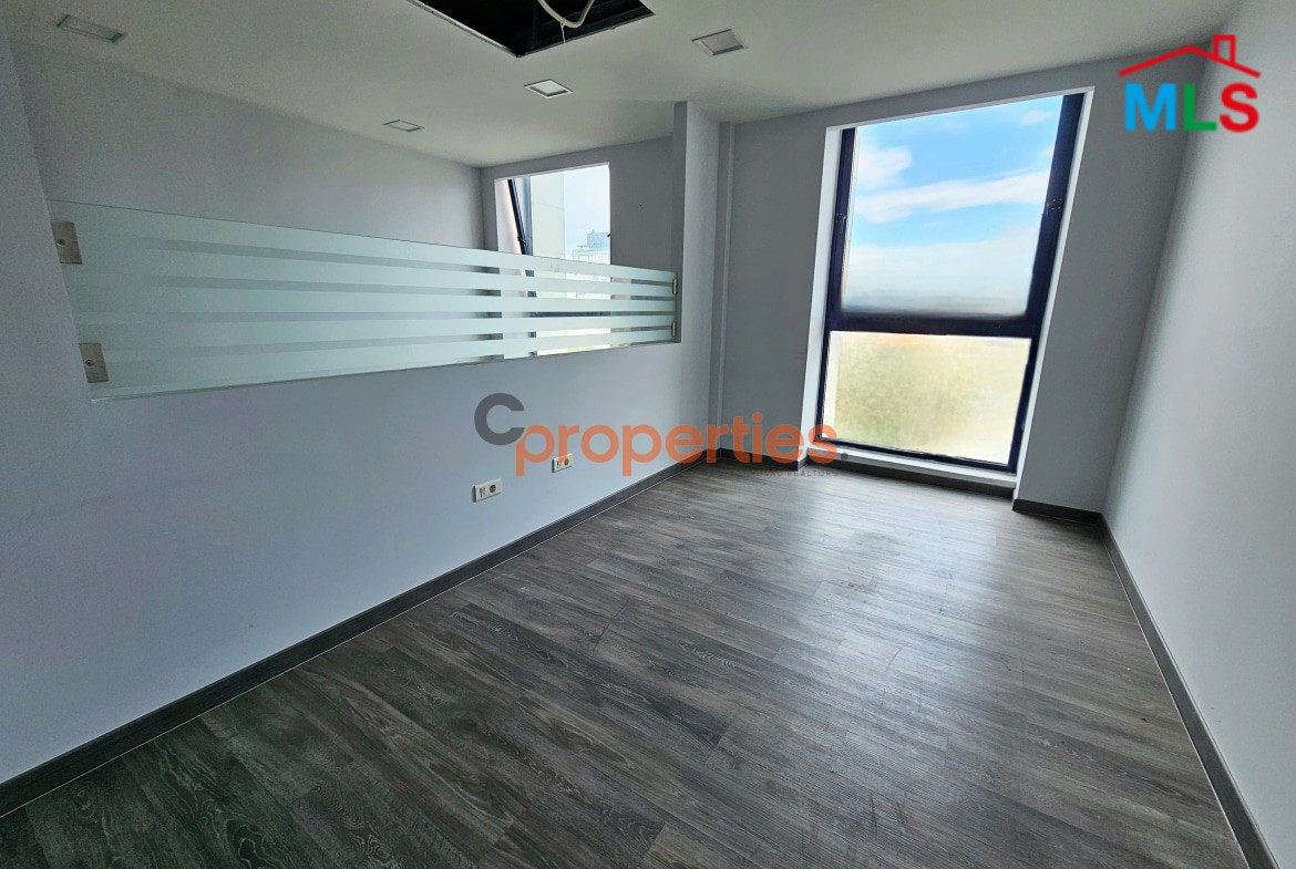 Office For Rent in Dbayeh [Prime Location] CPRD37