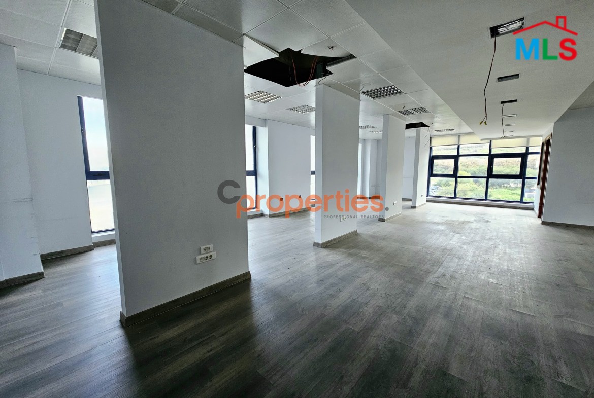 Office For Rent in Dbayeh [Prime Location] CPRD36