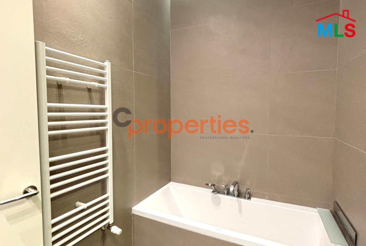 Chalet For Rent In Jbeil CPJRK124