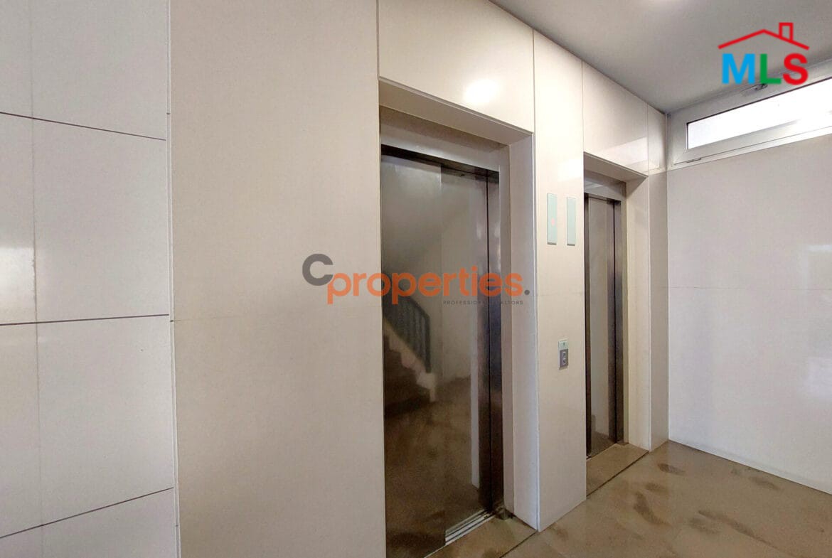 Offices for rent in jal el dib CPSM45