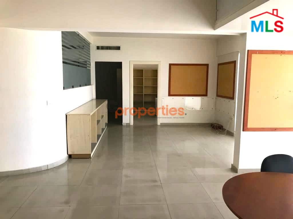 Office for rent in Zalka CPSM19