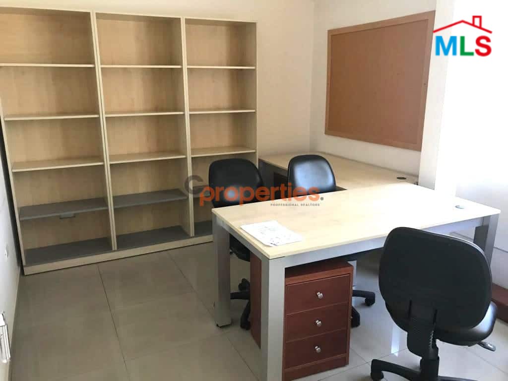 Office for rent in Zalka CPSM19