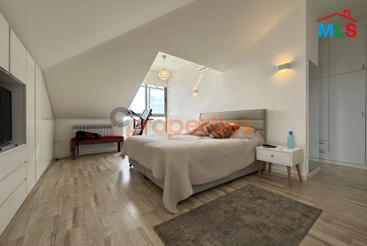 Duplex For Sale in Rabweh دوبلكس للبيع في الربوه CPCF287