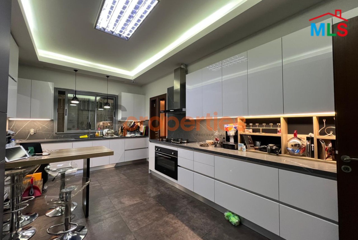 Luxury Apartment for Sale in Hazmieh – CPMK157