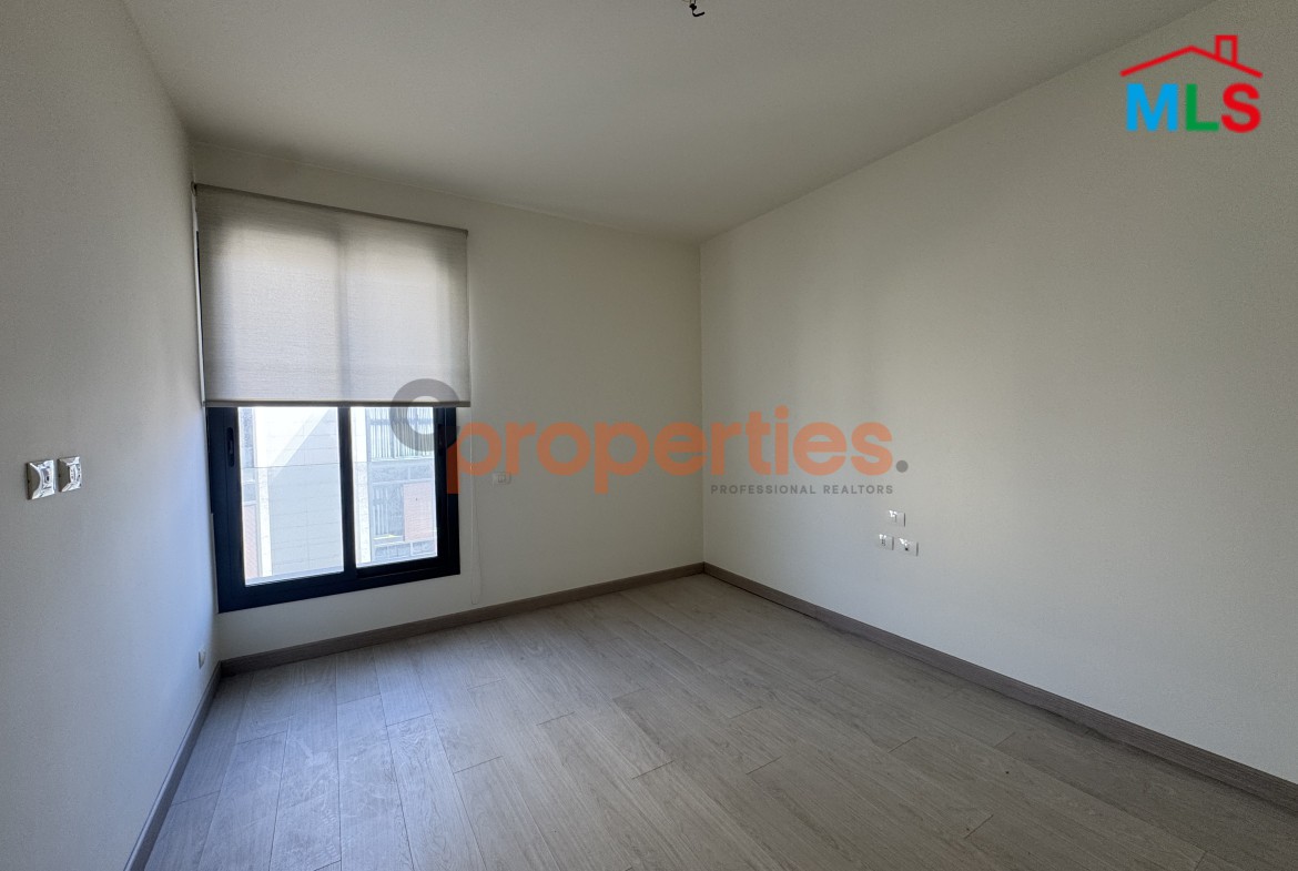 Apartment For Sale In Achrafieh – CPBWW01