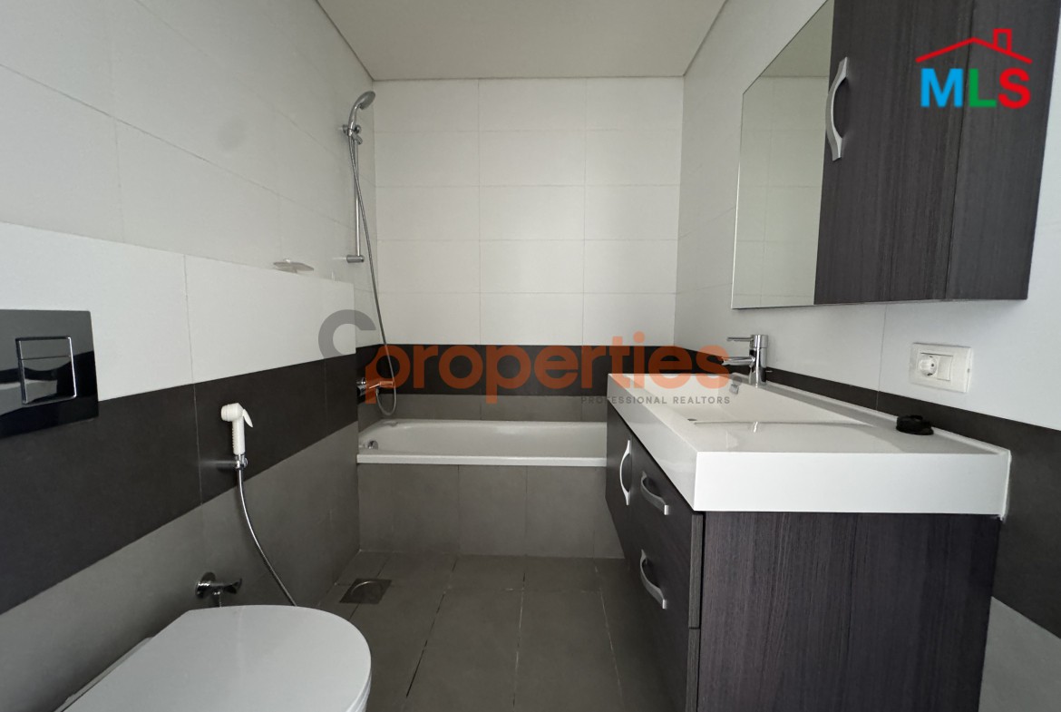 Apartment For Sale In Achrafieh – CPBWW01