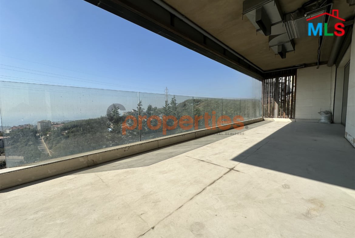Apartment For Sale in Mtayleb with Terrace – CPCF271