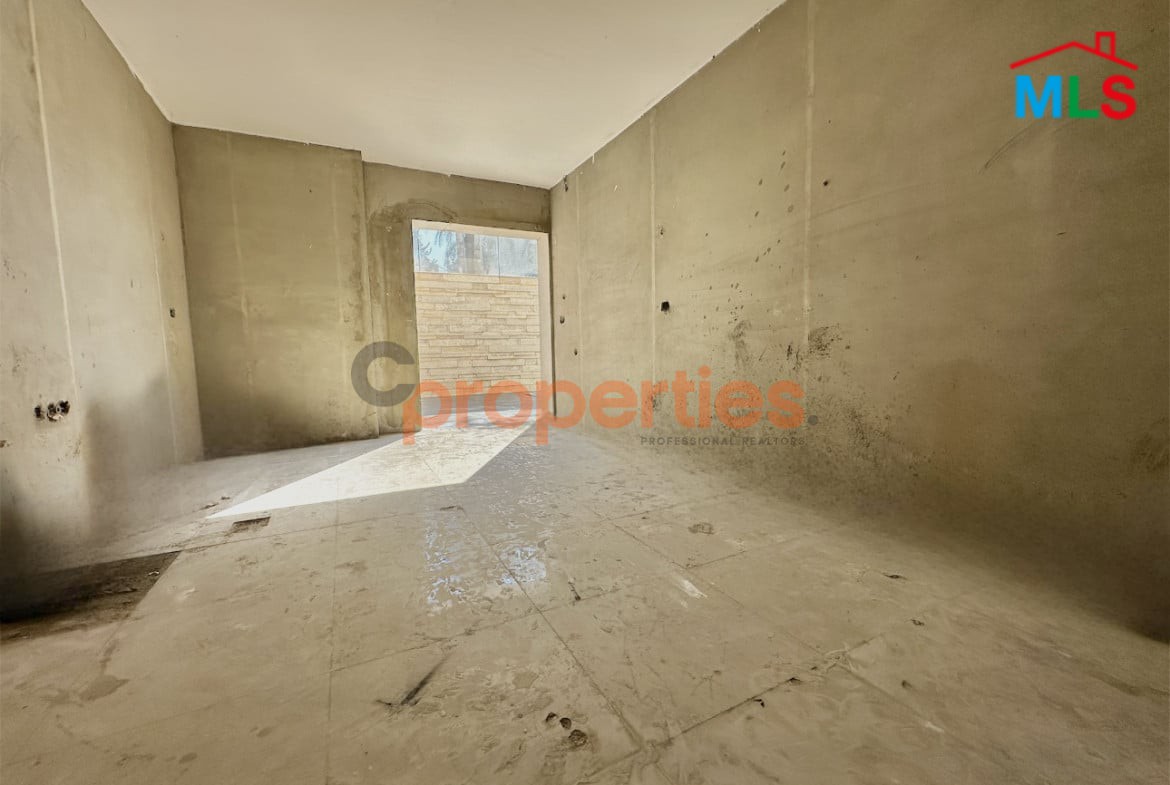 Apartment For Sale in Mtayleb with Terrace – CPCF271