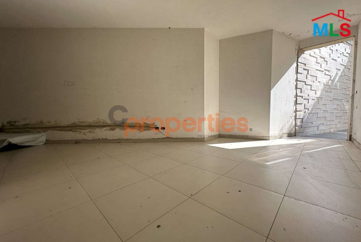 Apartment For Sale in Mtayleb with Terrace – CPCF271