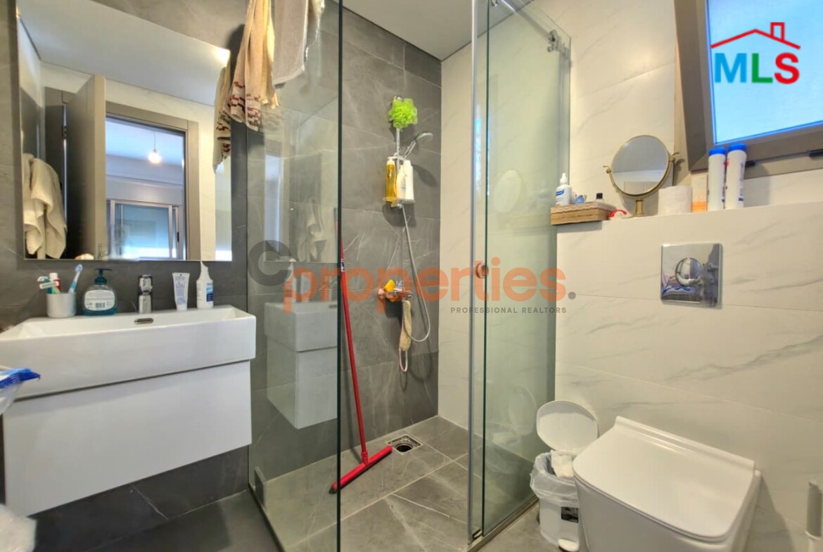 Apartment For Sale In Dbayeh | شقة للبيع في ضبية – CPRD297