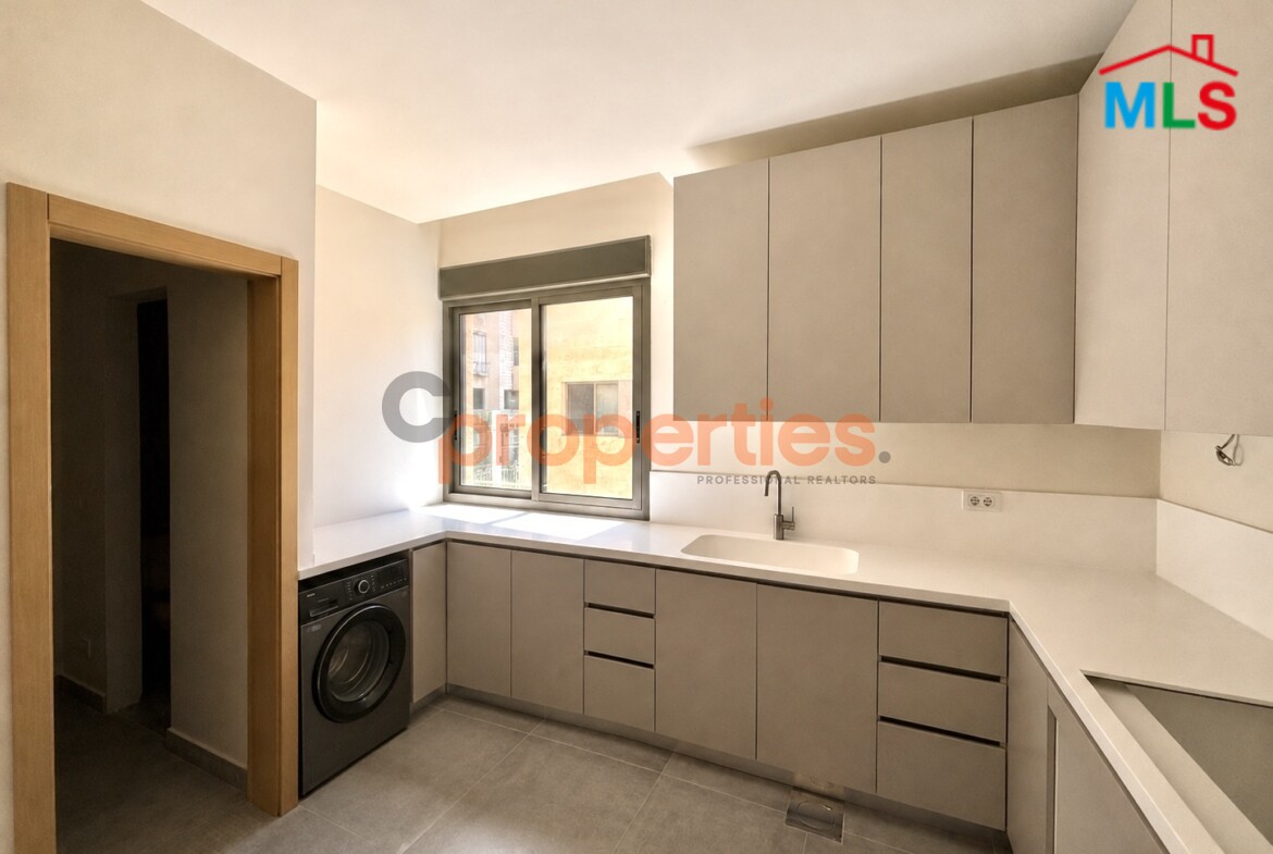 Apartment for Sale in Qennabet Broumana with Pool – CPRA174 – قنابة برومانا