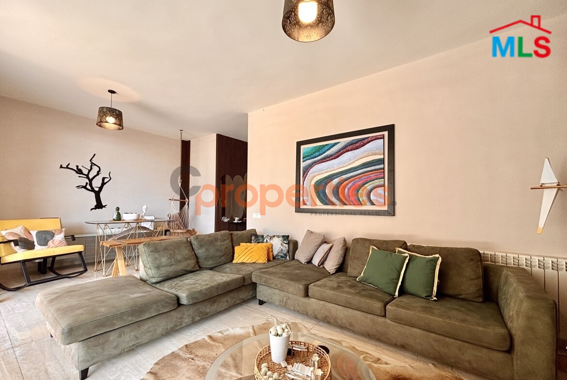 Apartment for Sale in Qennabet Broumana with Terrace & Pool – CPRA175 – قنابة برومانا