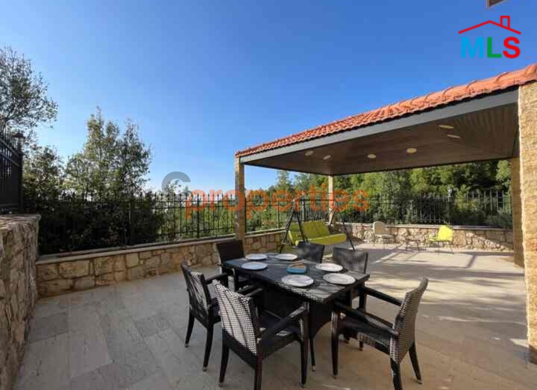 Villa for sale in mechemch-فيلا للبيع في مشمش-cpjgk140