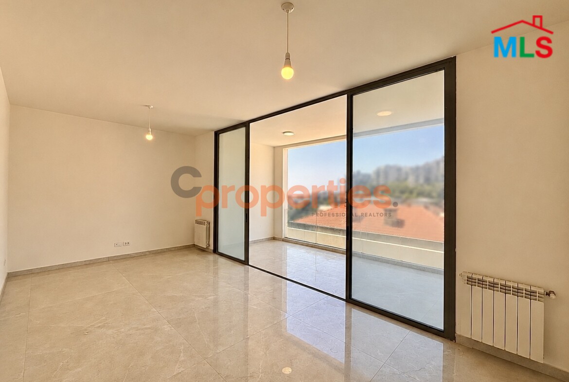 Apartment for Sale in Qennabet Broumana with Pool – CPRA173 – قنابة برومانا
