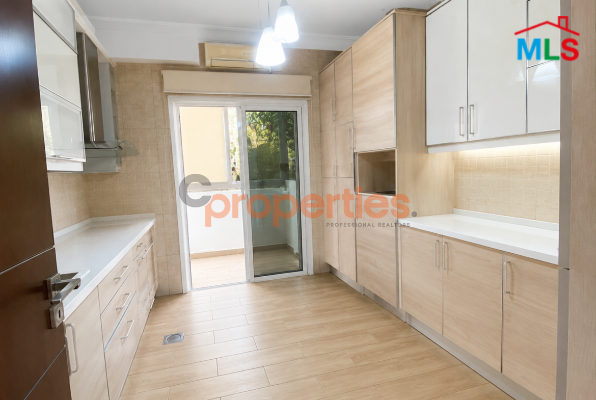 Apartment For Sale In Mansourieh-CPHJ52- شقة للبيع في المنصورية