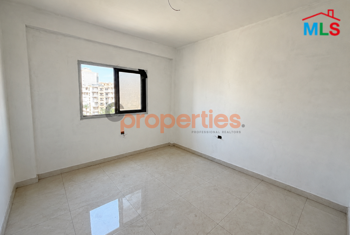 Apartment for Sale in Ein El Remmaneh CPMK227 شقة للبيع في عين الرمانة