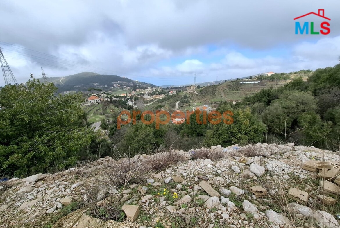 Land for sale in chahtoul ارض للبيع في شحتول CPKCC93