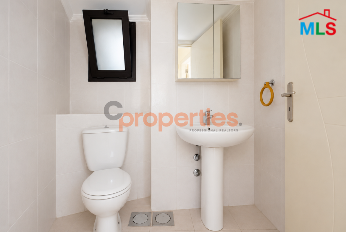 Apartment For Sale in Kfaraabida شقة للبيع في كفرعبيدا CPJAK03