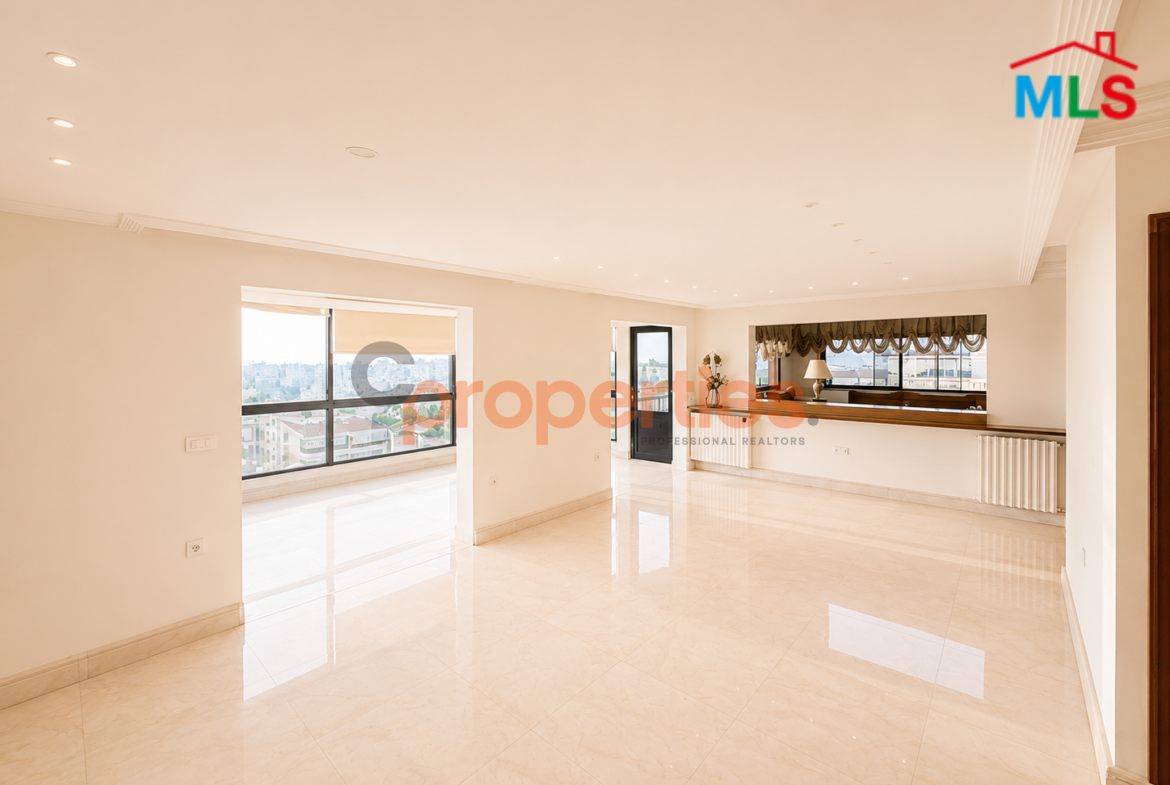 Apartment for Sale in Hazmieh شقة للبيع في الحازمية CPMK225