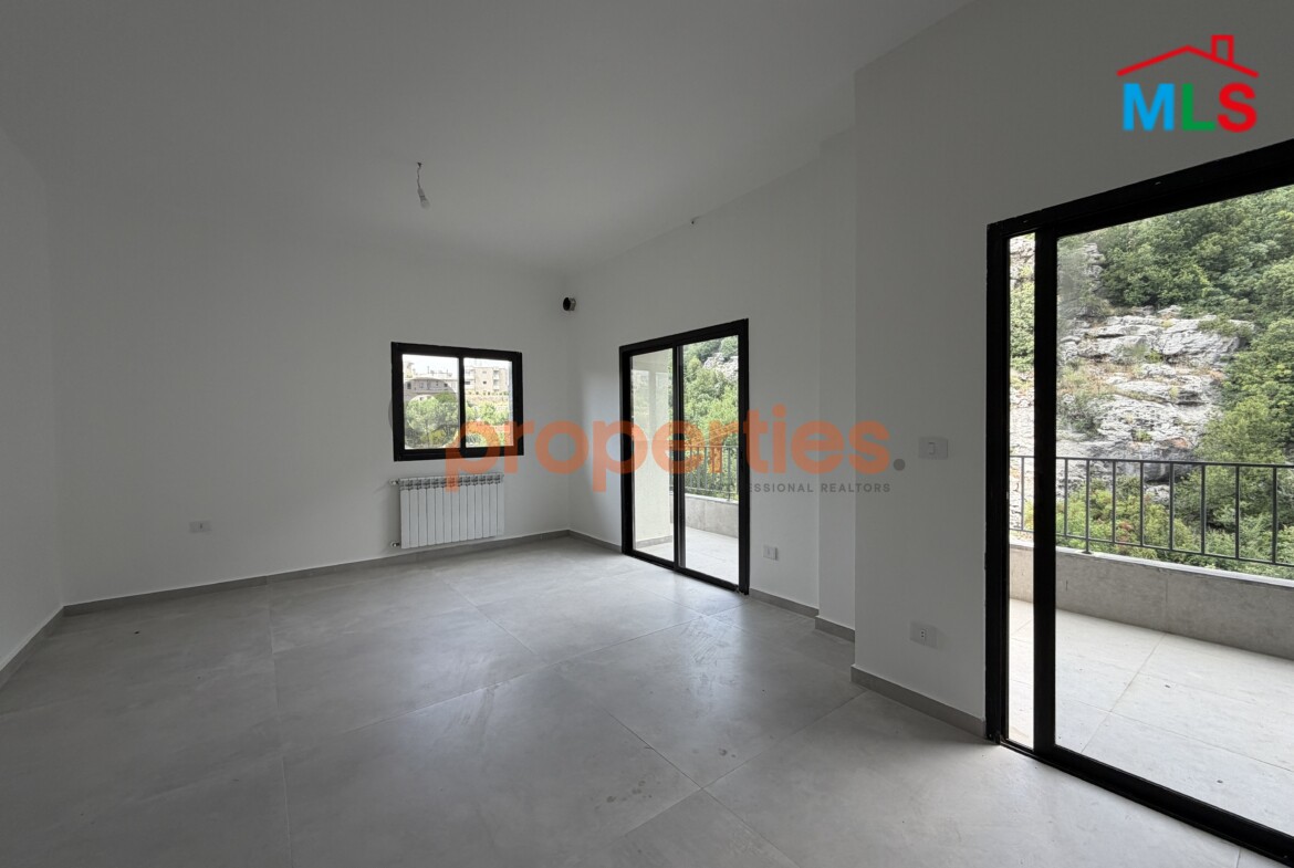 Apartment For Sale in Feytroun ШґЩ‚Ш© Щ„Щ„ШЁЩЉШ№ ЩЃЩЉ ЩЃЩЉШ·Ш±Щ€Щ† CPKMF113