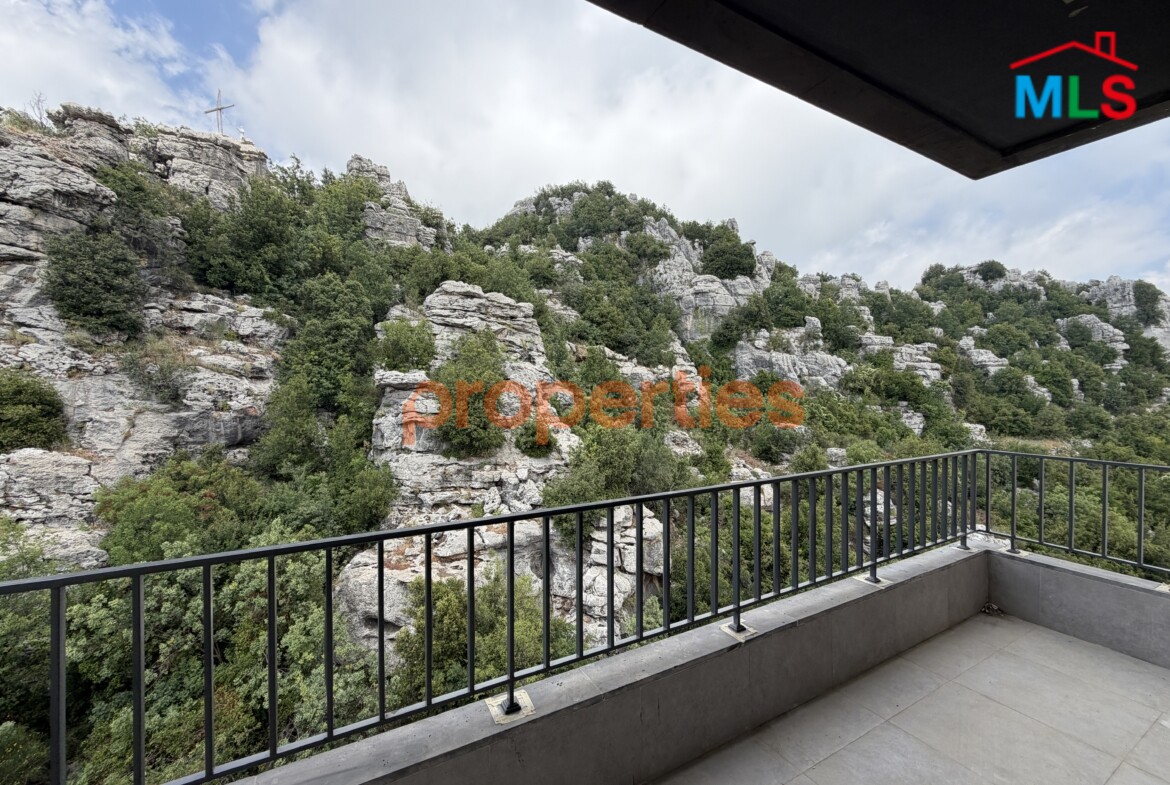 Apartment For Sale in Feytroun ШґЩ‚Ш© Щ„Щ„ШЁЩЉШ№ ЩЃЩЉ ЩЃЩЉШ·Ш±Щ€Щ† CPKMF113