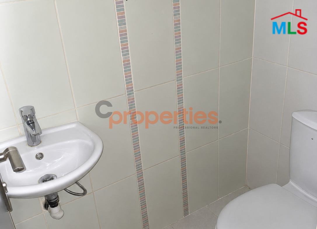 Shop For Sale in Hazmieh – محل للبيع في الحازمية – CPCH64