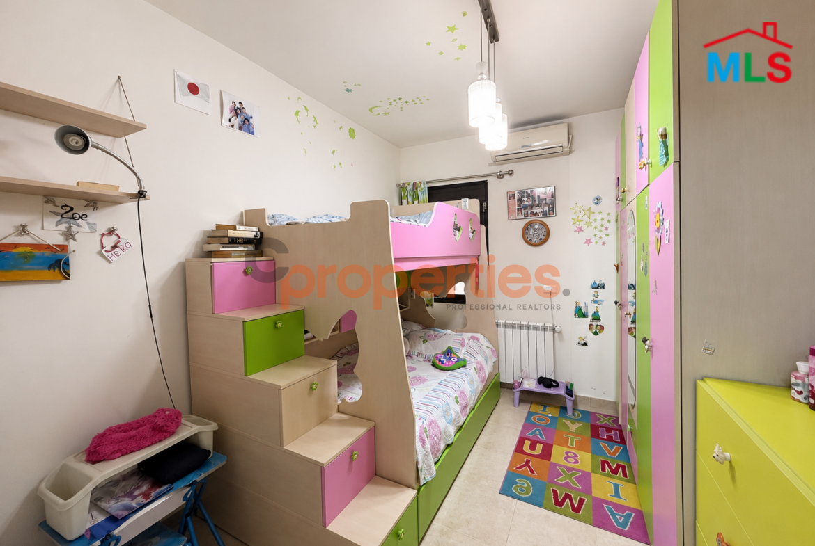 Apartment for sale in Bsalim with terrace – CPRA169 – شقة للبيع في بصاليم