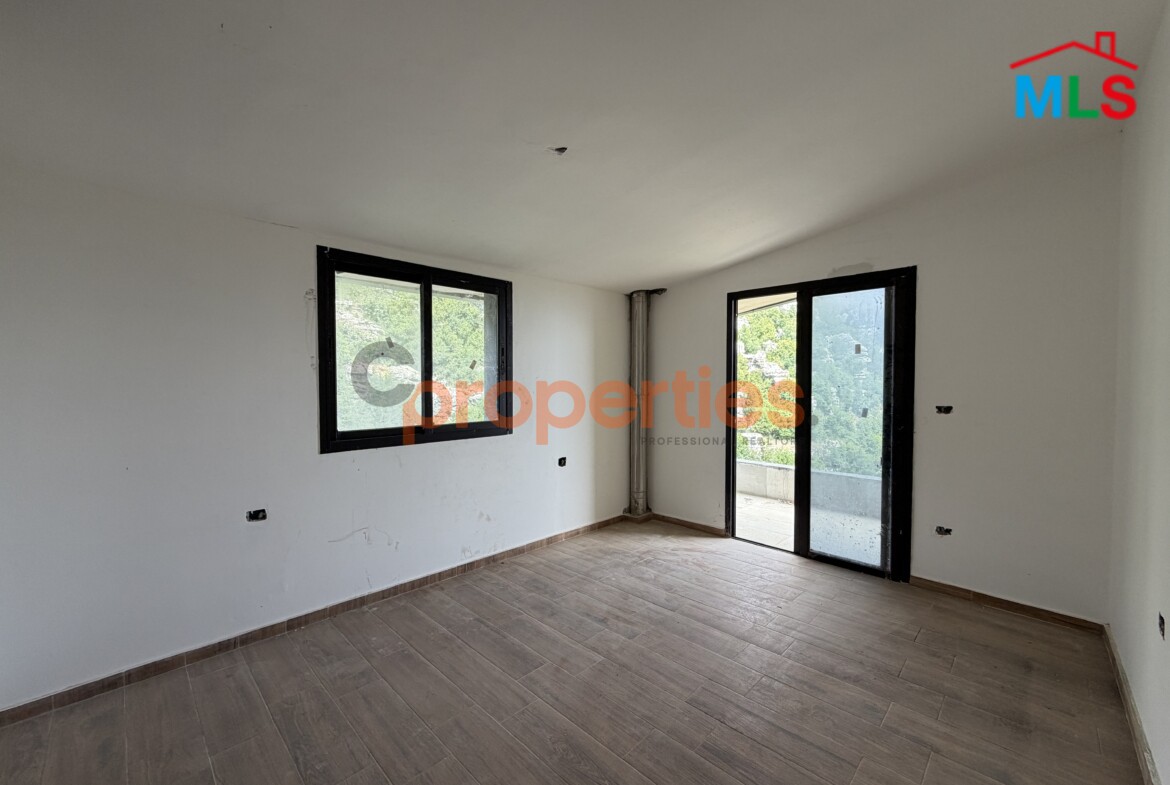 Apartment For Sale in Feitroun شقة للبيع في فيطرون CPKMF114