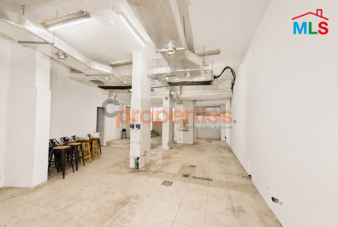 Warehouse for sale in Achrafieh CPBPK65