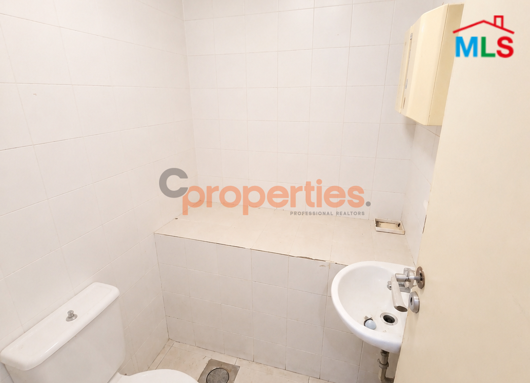 Warehouse for sale in Achrafieh CPBPK65