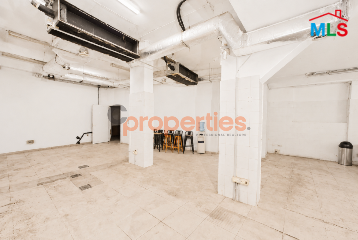 Warehouse for sale in Achrafieh CPBPK65
