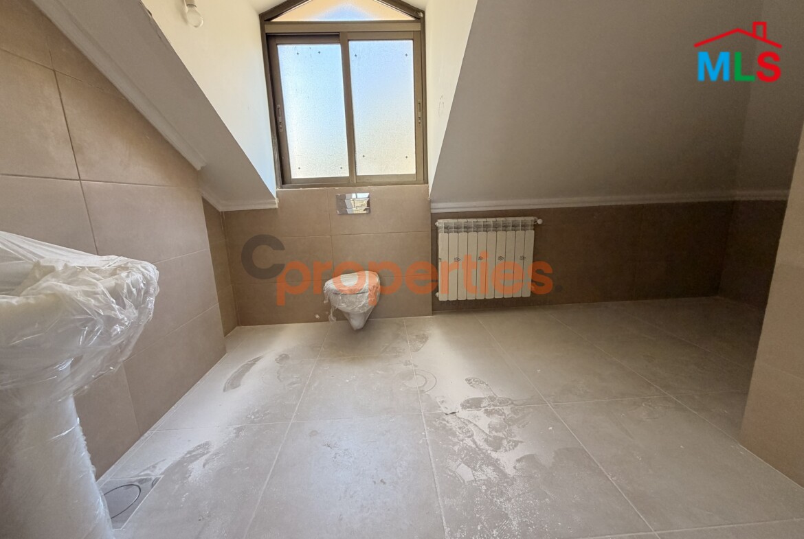 Duplex with Terrace for Sale in Naccache – CPLO40