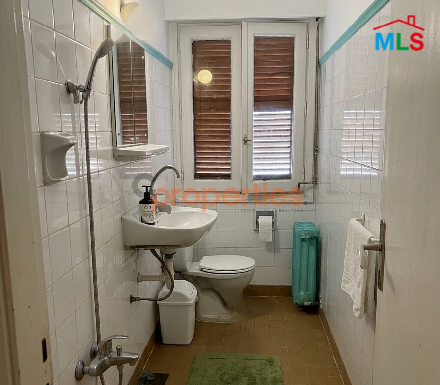 Apartment For Sale In Achrafieh – CPBMH32