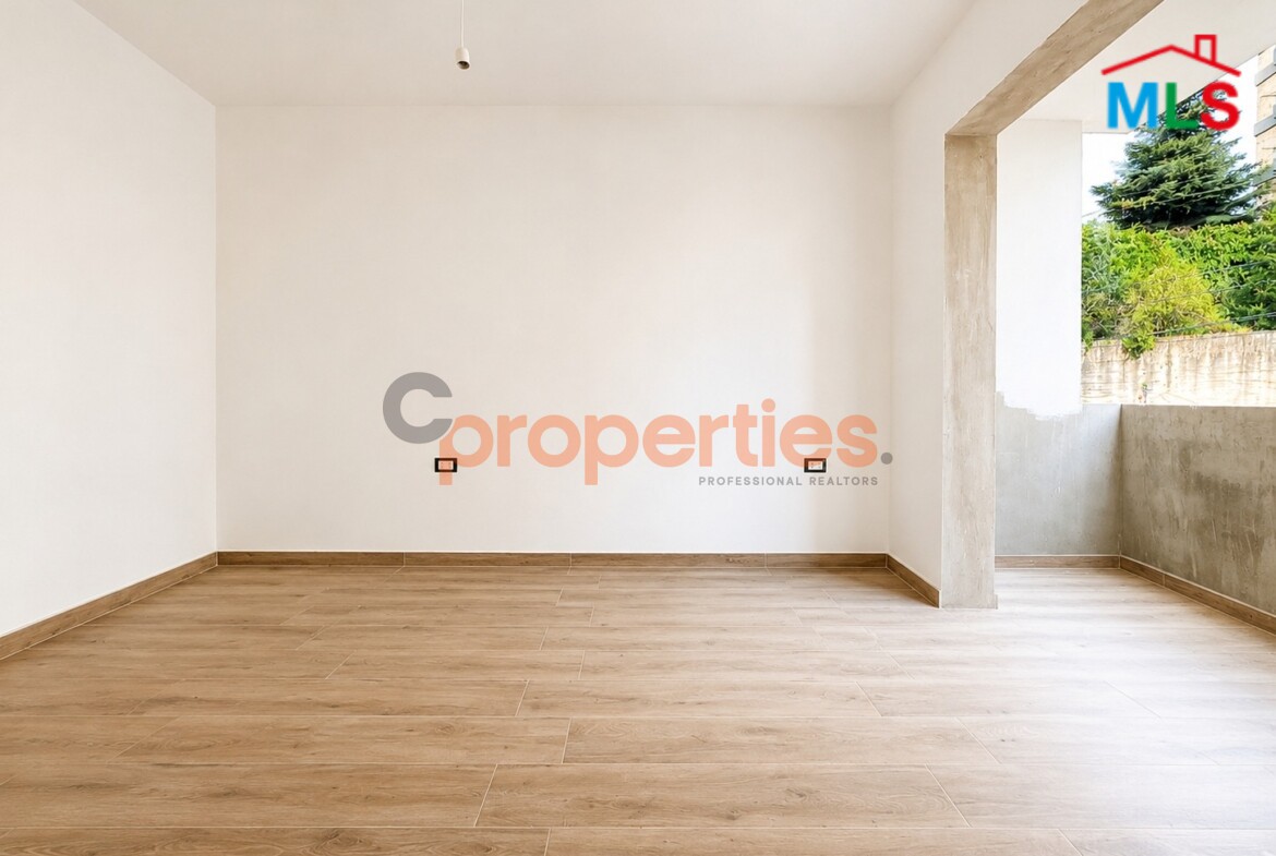 Apartment for Sale in Ballouneh شقة للبيع في بلونة CPKGK07