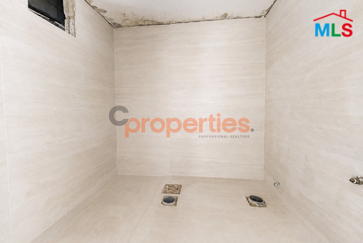 Apartment for Sale in Ballouneh شقة للبيع في بلونة CPKGK07
