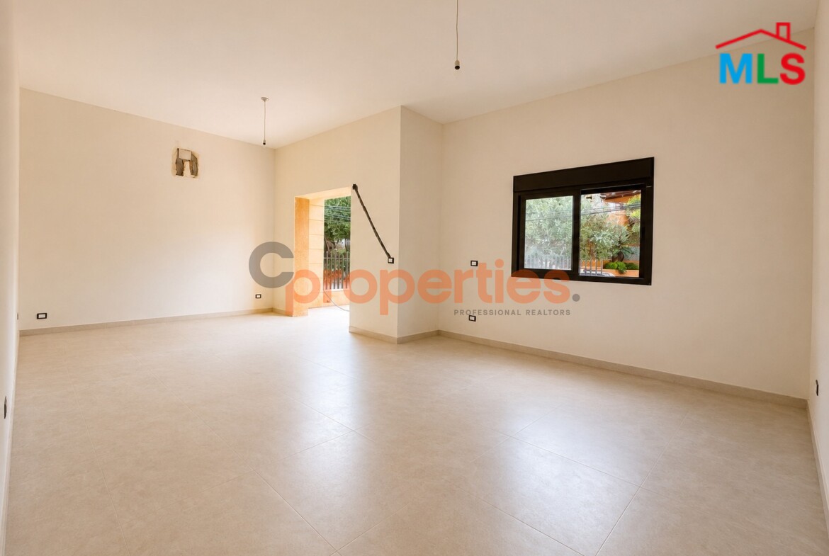 Apartment for Sale in Ballouneh شقة للبيع في بلونة CPKGK08