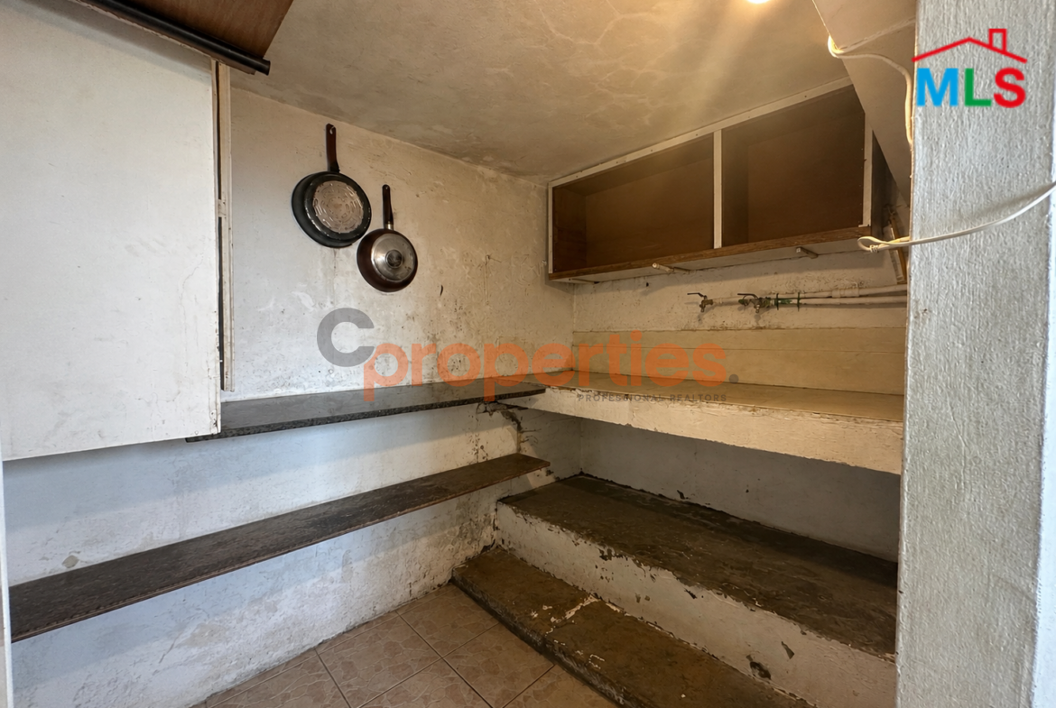Studio Apartment For Sale in Kahaleh -شقة استوديو للبيع في الكحالة CPDD91