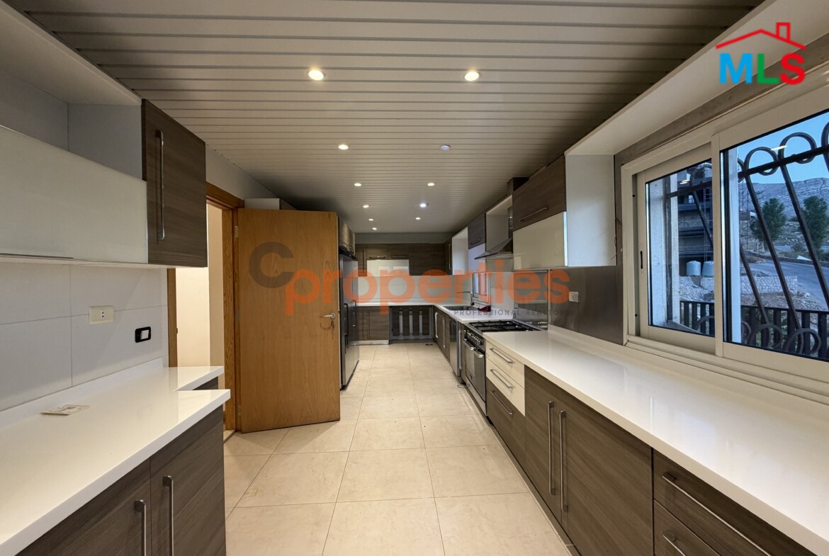 Chalet For Rent in Faqra شاليه للايجار في فقرا CPKMF109