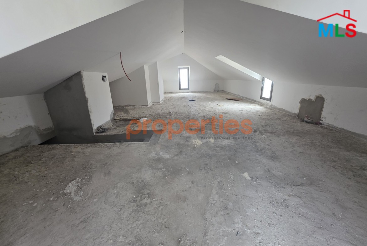 Apartment For Sale In Bikfaya شقة للبيع في منطقة بكفيا – CPSK112