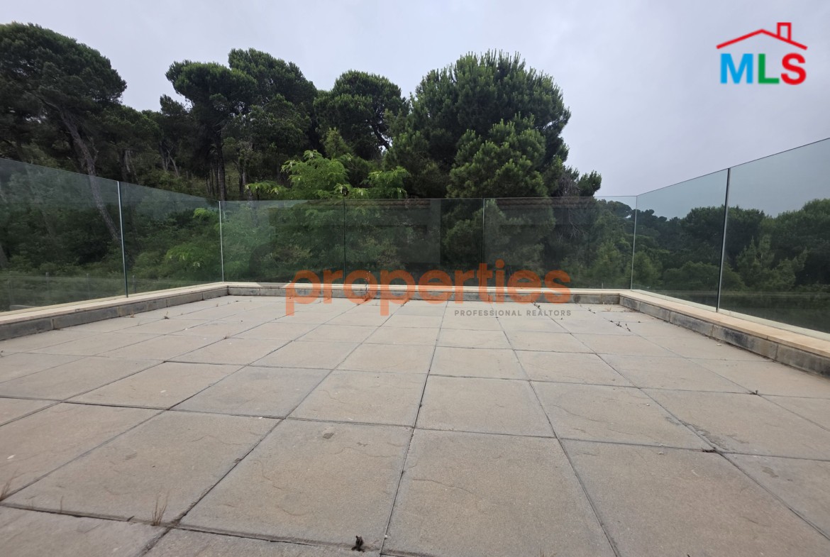 Apartment For Sale In Bikfaya شقة للبيع في منطقة بكفيا – CPSK112