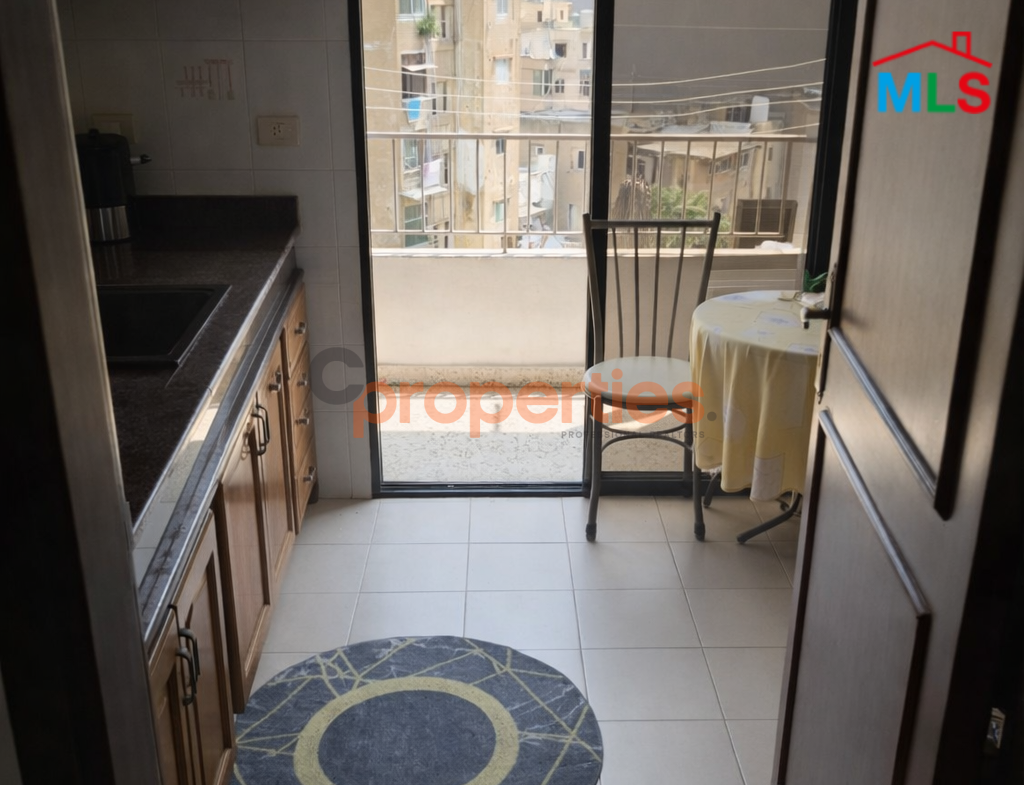 Apartment For Sale in Achrafieh – CPBEC27