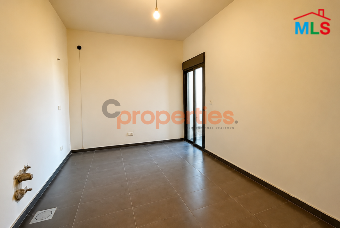 Apartment For Sale In Jdeide – CPJW28