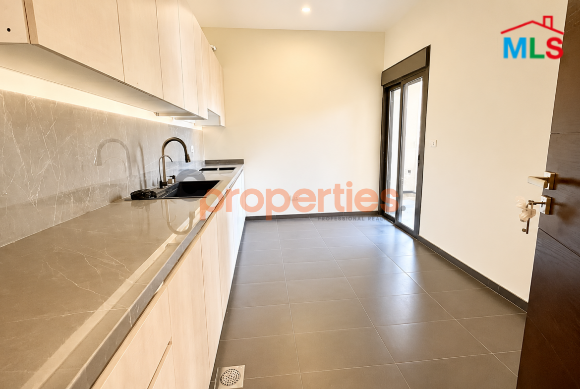 Apartment For Sale In Jdeide – CPJW28