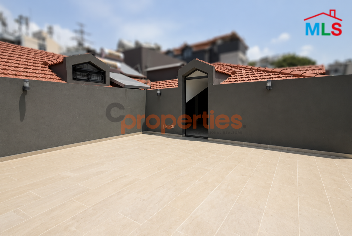 Duplex For Sale In Fanar – CPJW27
