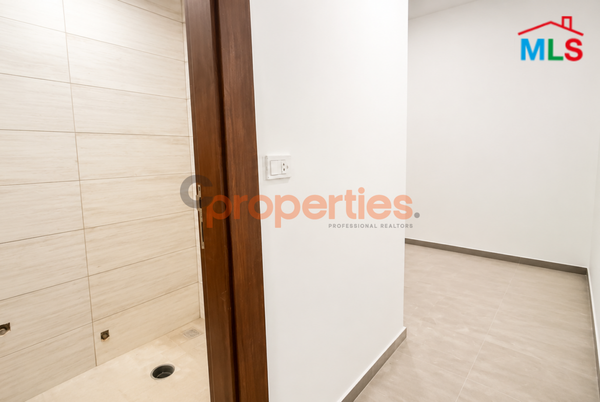 Apartment For Sale In Fanar – CPJW25