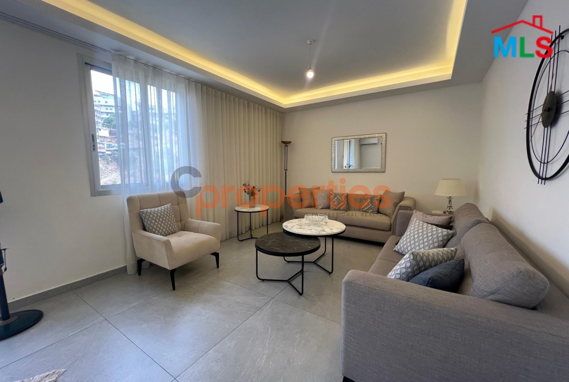 Apartment For Sale in Hazmieh شقة للبيع في الحازمية CPMK134